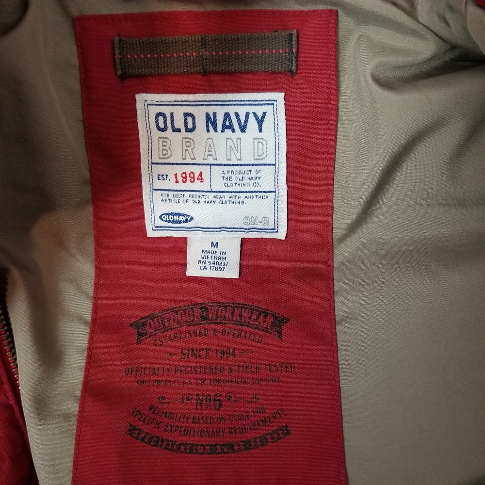 OLD NAVY SIZE M VEST RED - Picture 5 of 5